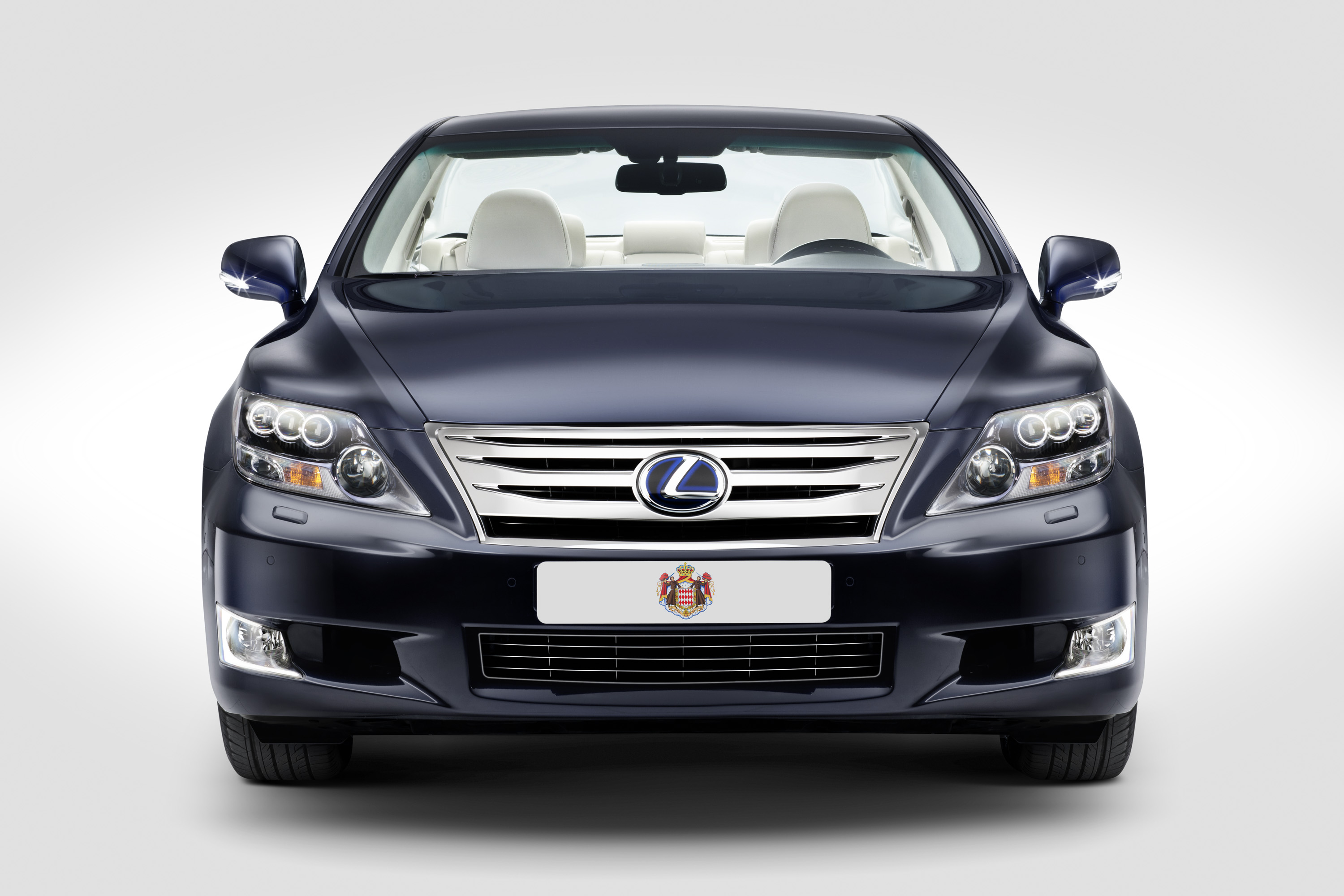 Лексус 600 гибрид. Лексус лс 600 hl. Lexus 600h l. Ls600hl.