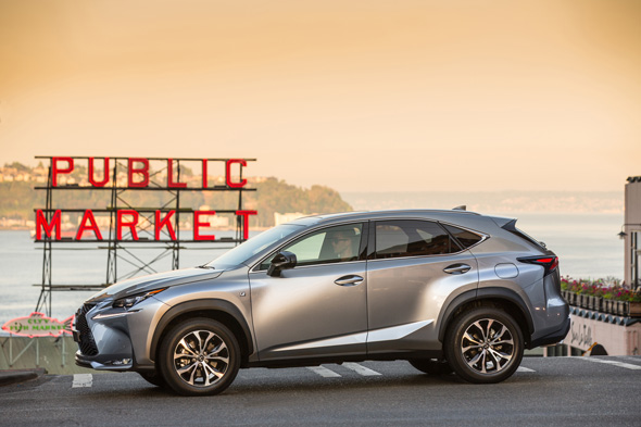 Lexus NX 300h E-Four all-wheel drive