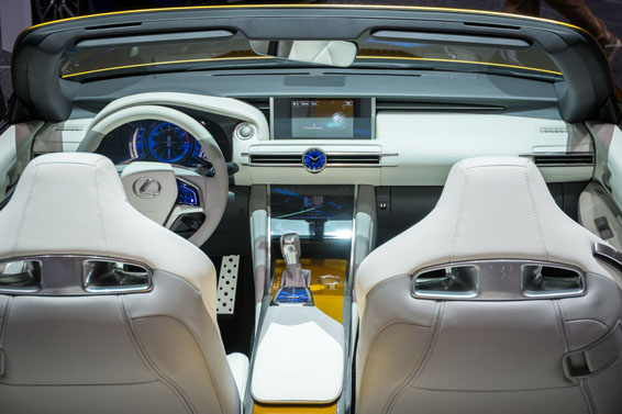 LF-C2-interior