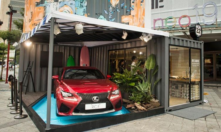 Lexus pop-up 05