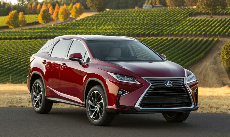 2016-Lexus-RX-200t 02