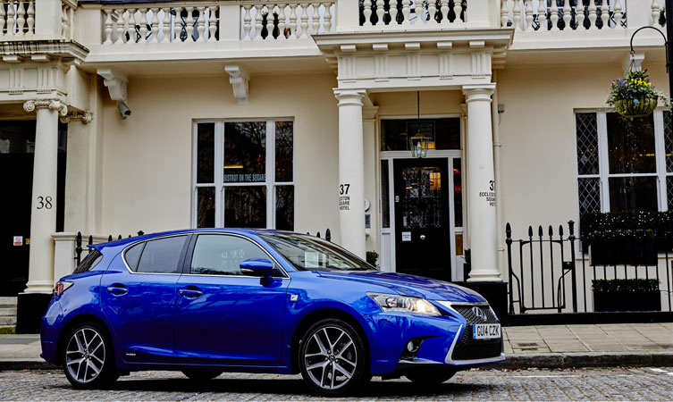 Luxury Hotel UK - Lexus CT 200h