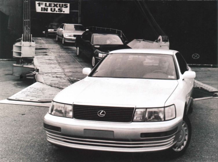 Lexus history 14