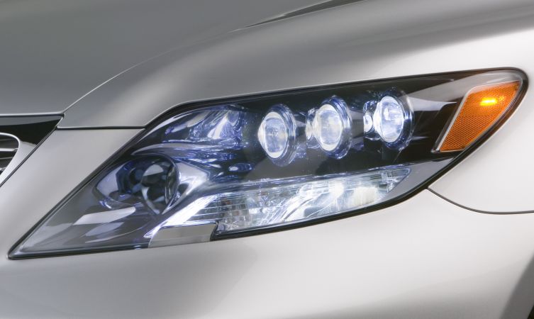 Lexus LEDs 02