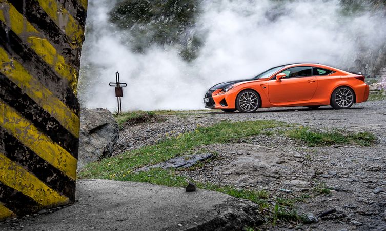 Lexus RC F Carbon in Romania 04