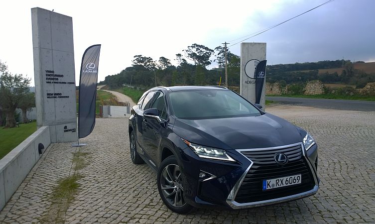 Lexus launch 10