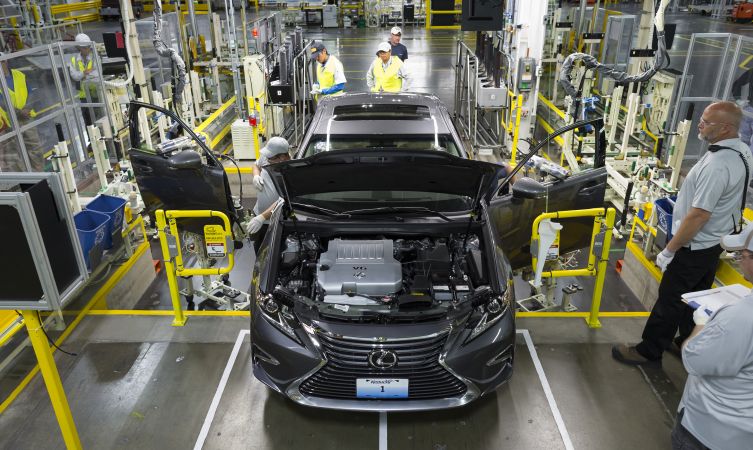 Dónde se fabrican los autos Lexus: Georgetown, Kentucky, EE. UU. Lunes 5 de octubre de 2015 Foto de Joseph Rey Au