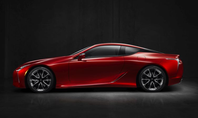 Lexus LC 500 exterior 06