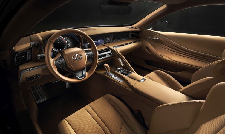 Lexus LC 500 interior 04