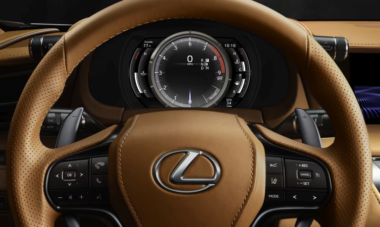 Lexus LC 500 interior 05