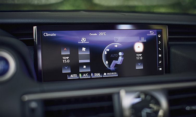 2017-lexus-is-screen