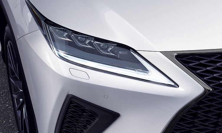Lexus BladeScan headlights