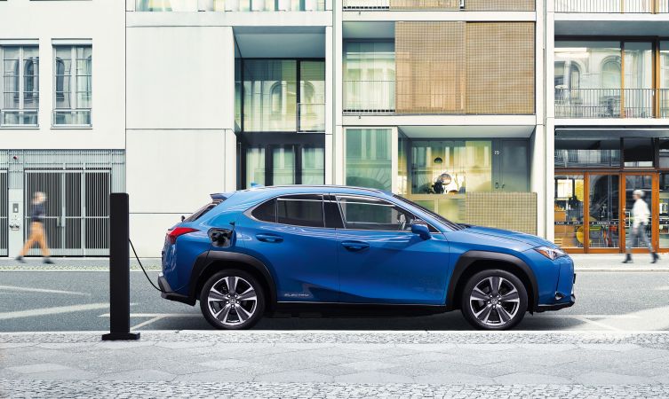 Lexus UX 300e