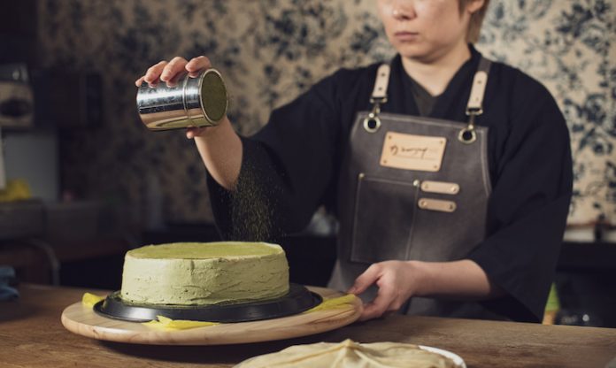 THE ART OF MAKING A MATCHA CREPE CAKE