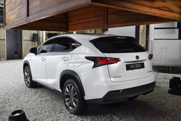 First Lexus NX rolls off of the line 300h