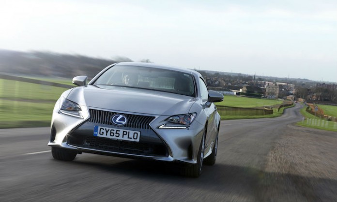 Lexus RC 300h Exterior