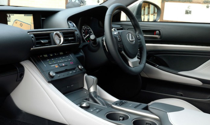 Lexus RC 300h Interior