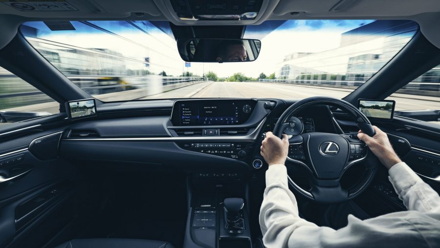 Digital Sideview Monitors a clear vision for safety Lexus UK Magazine
