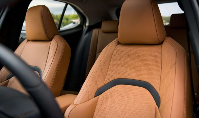 Lexus UX features