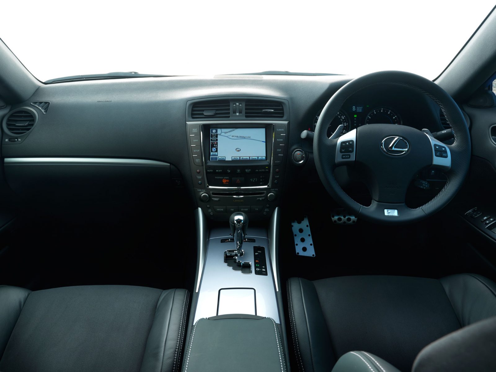 Lexus IS 250 interior twin-chamber front passenger airbag