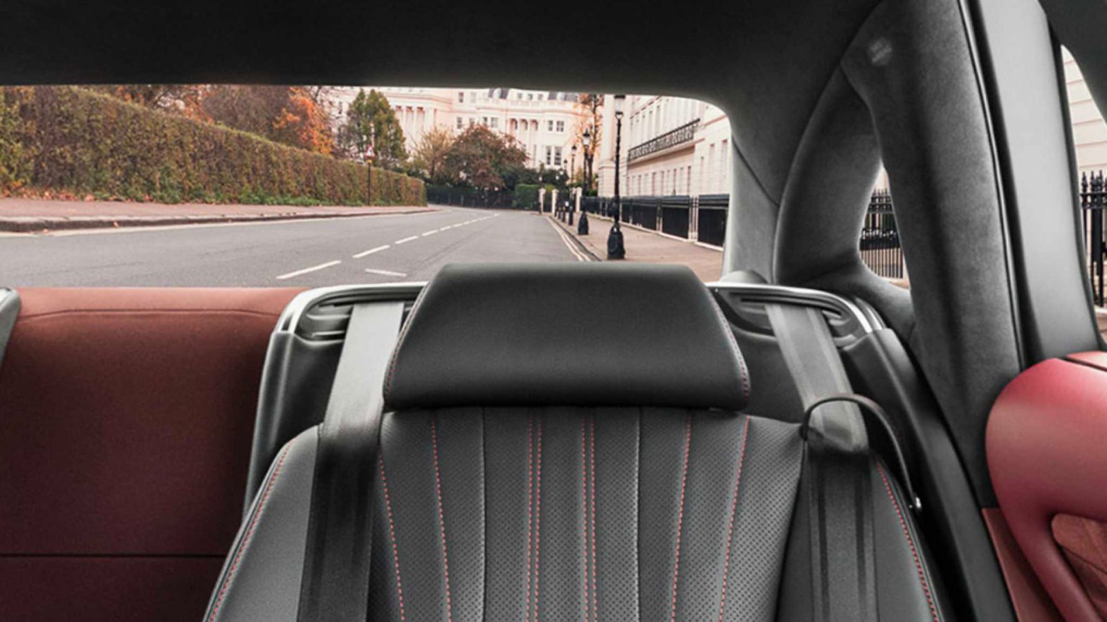 Virtual background of Lexus LS interior (rear seat)