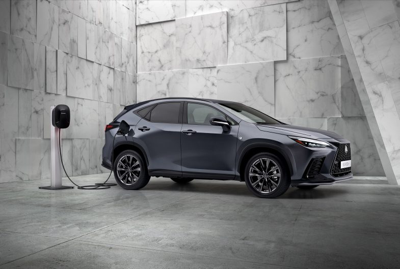 New Lexus NX 450h+