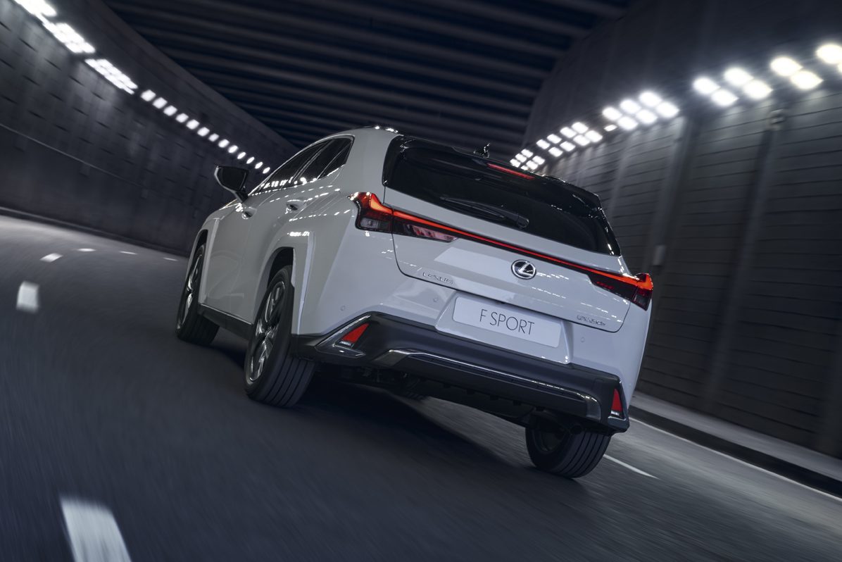 How to drive a hybrid - 2023 Lexus UX 250h