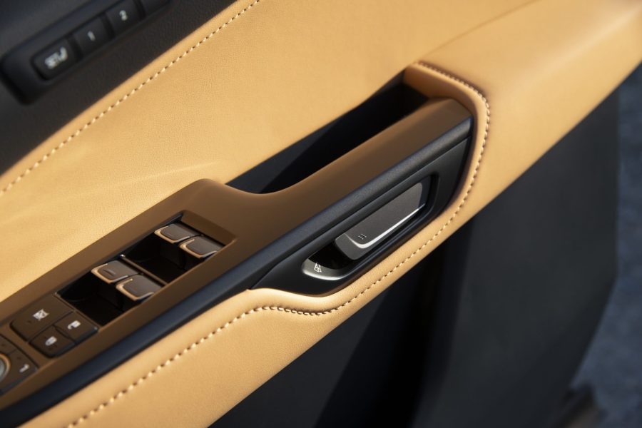 Lexus e-Latch in Lexus NX