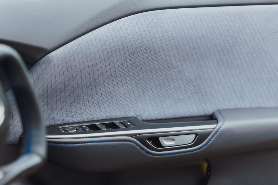 Lexus e-Latch in Lexus RZ